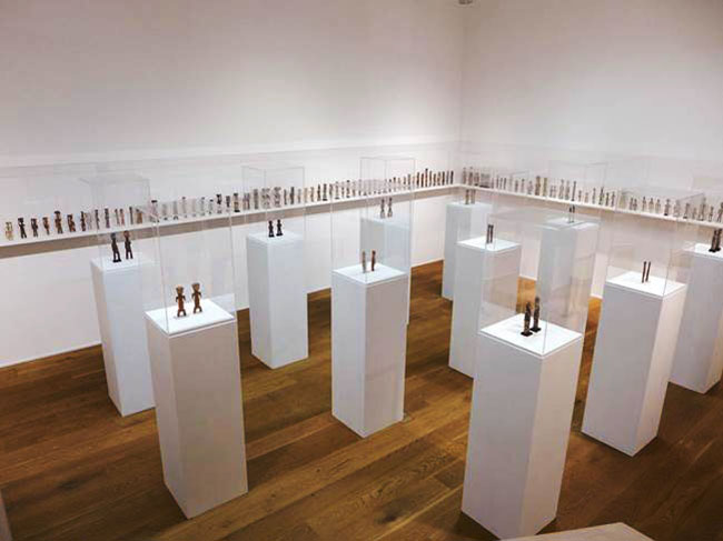 Exposition de la collection d'Aklama de Horst Antes au Museum Saint Annen de Lübeck