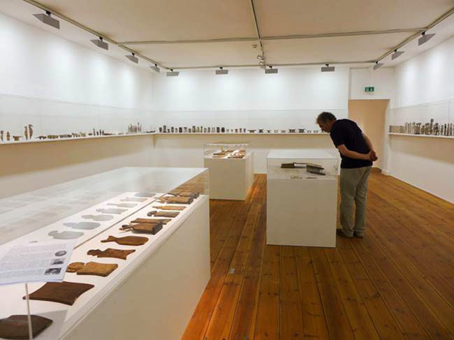 Exposition de la collection d'Aklama de Horst Antes au Museum Saint Annen de Lübeck